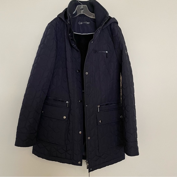 Calvin Klein Jackets & Blazers - NWOT Calvin Klein quilted navy coat